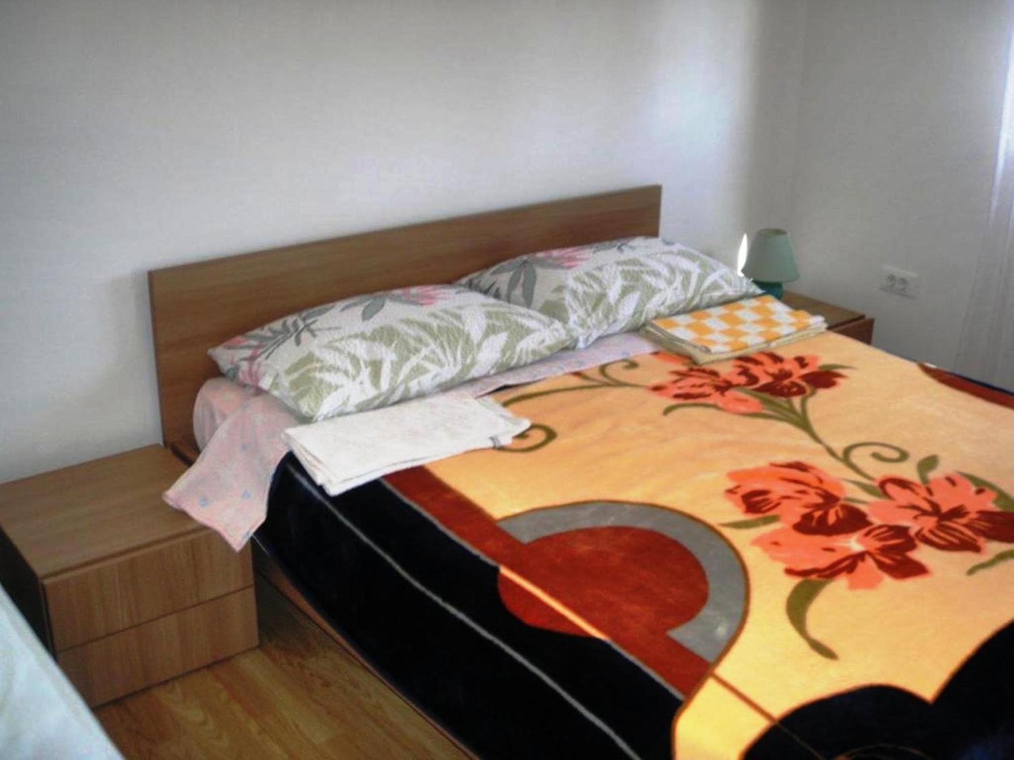 Renata Mare Apartments ロヴィニ エクステリア 写真