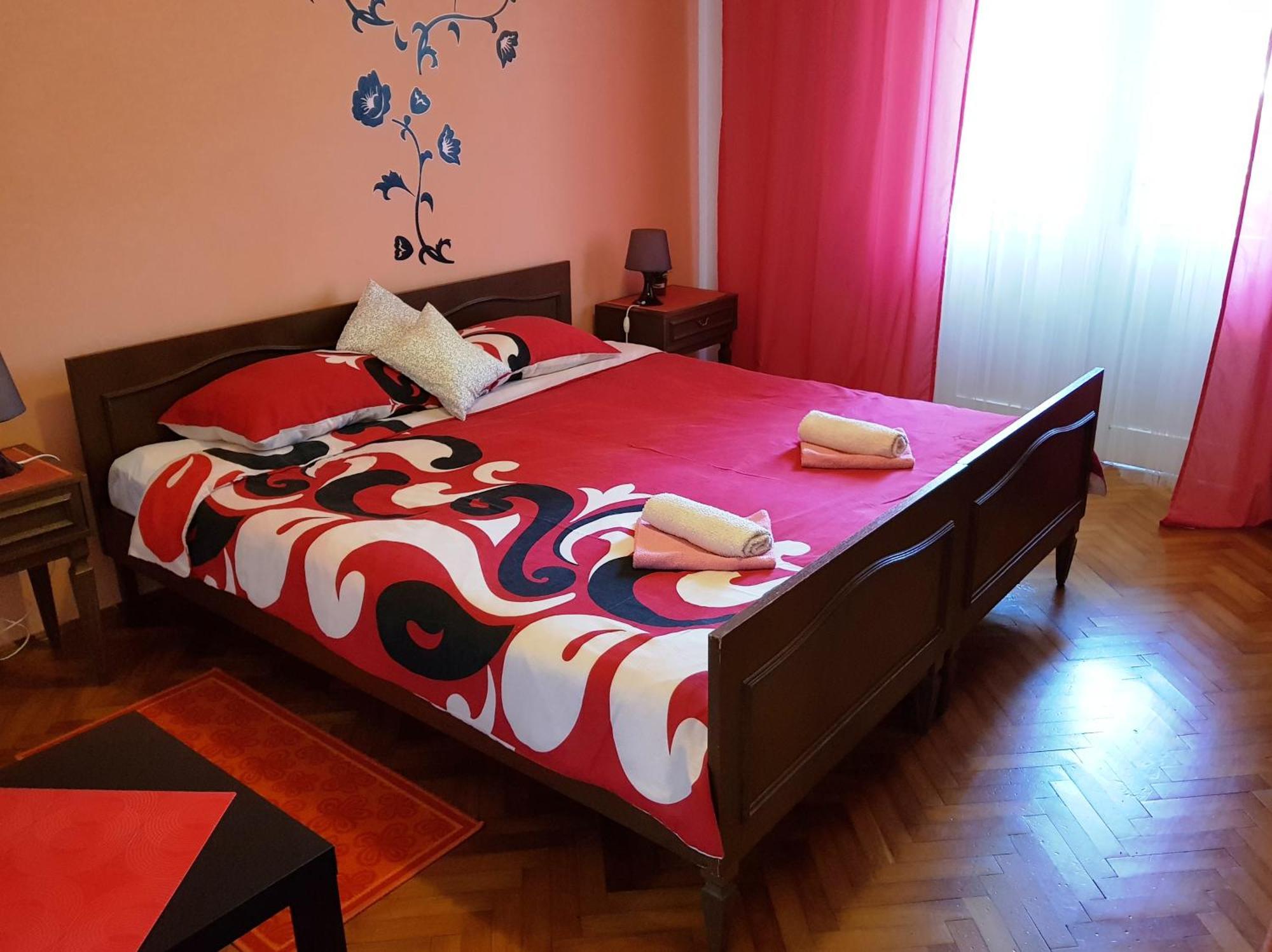 Renata Mare Apartments ロヴィニ エクステリア 写真